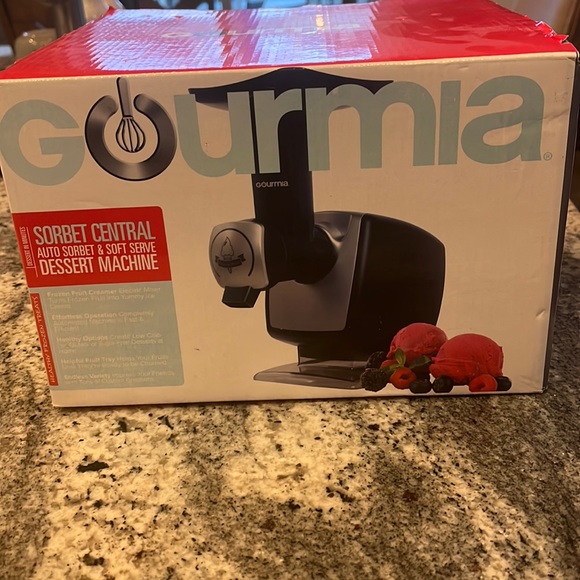 Gourmia fruit ice cream maker. Brand new. Never opened or used. - Picture 5 of 6